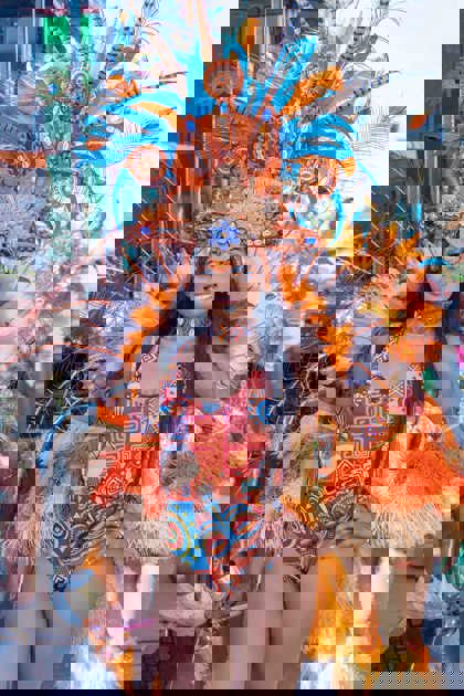 /Carnaval-girl.jpg